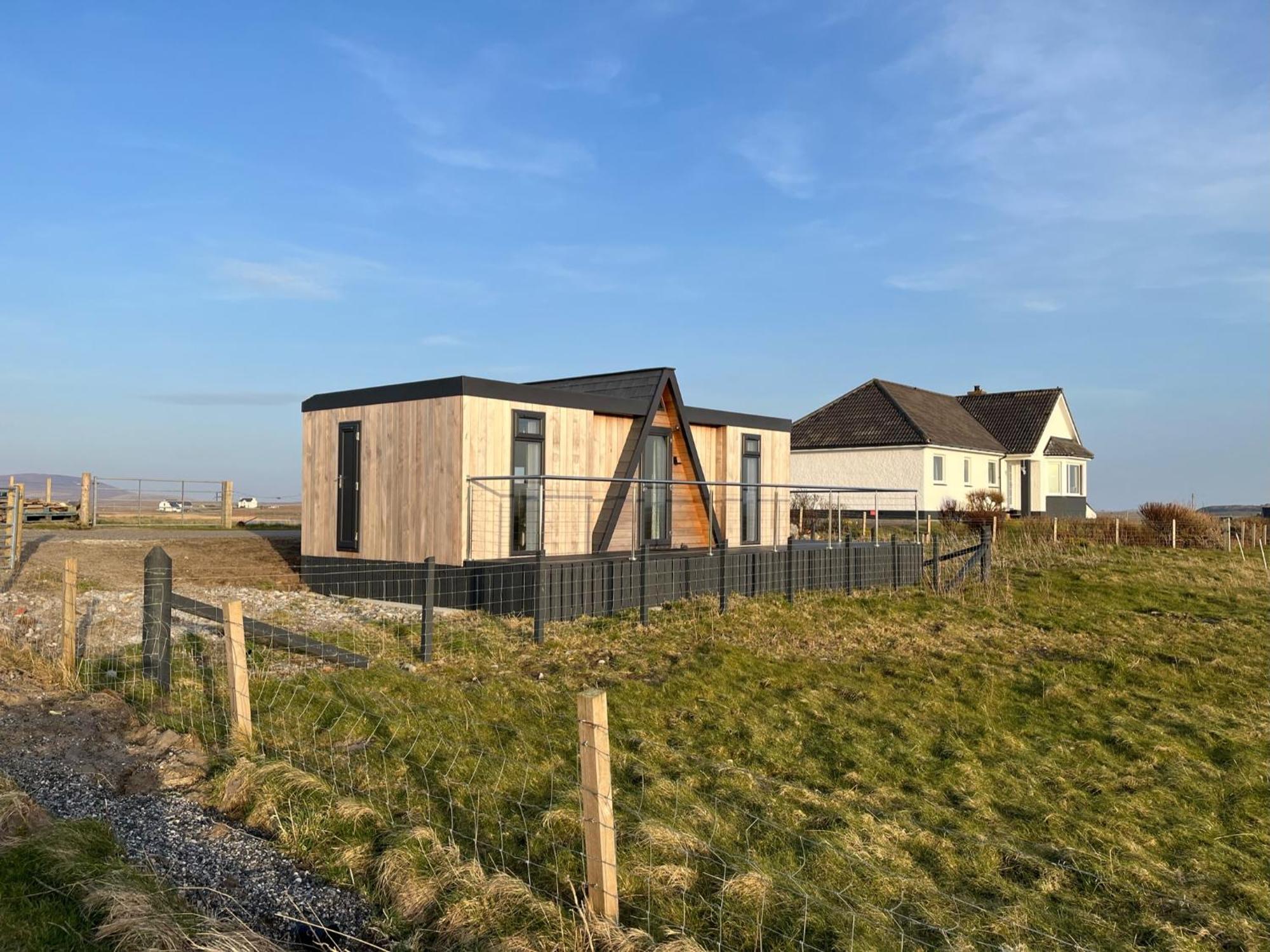 Seas The Day - Self Catering Lodge North Uist Paible Dış mekan fotoğraf